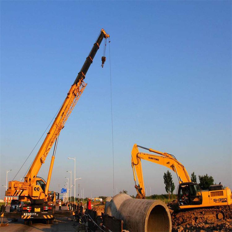 崂山25吨吊车吊8吨,最远吊多少米